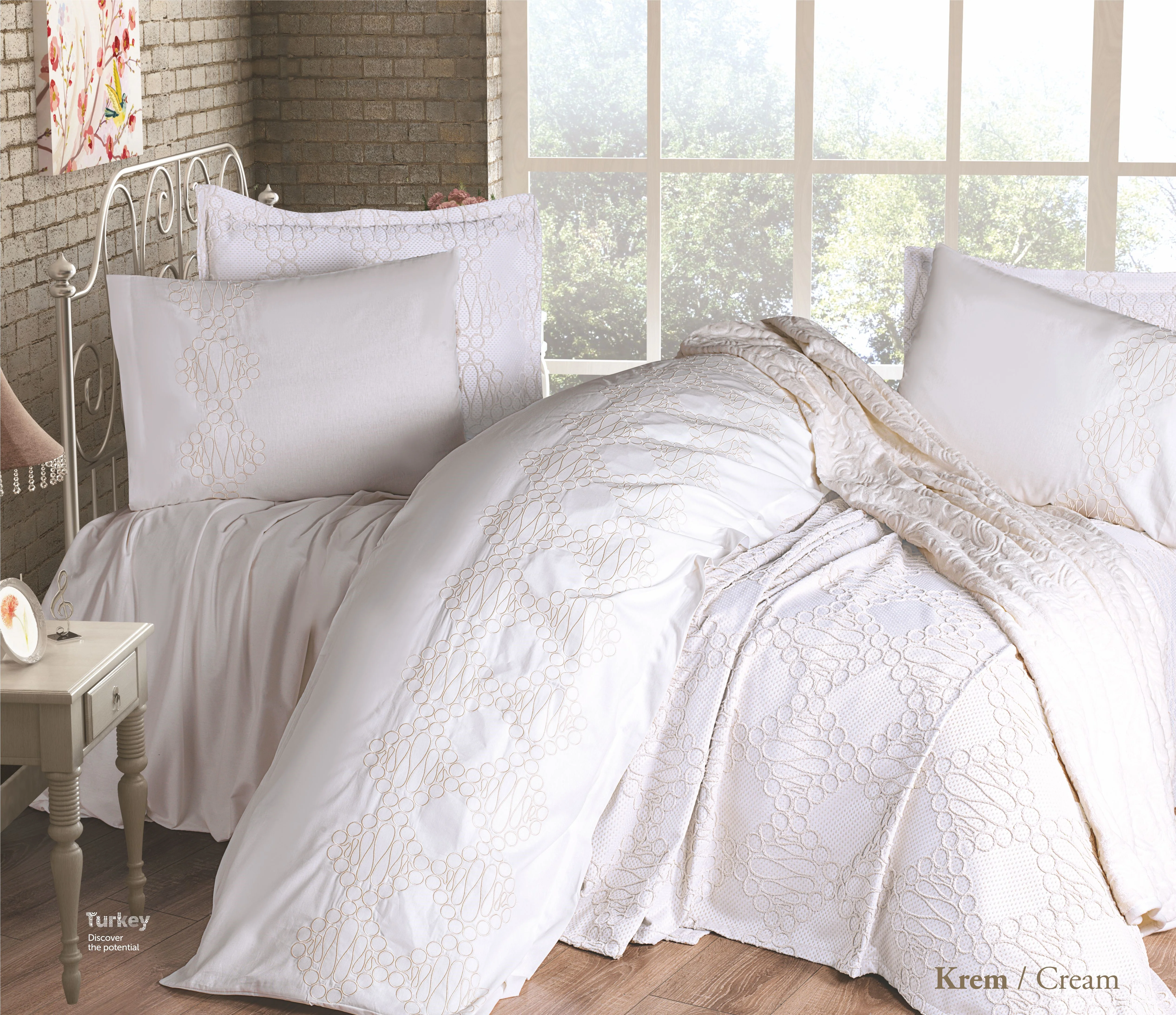 Bella Home Kristina Spreiset 10 delig Cream