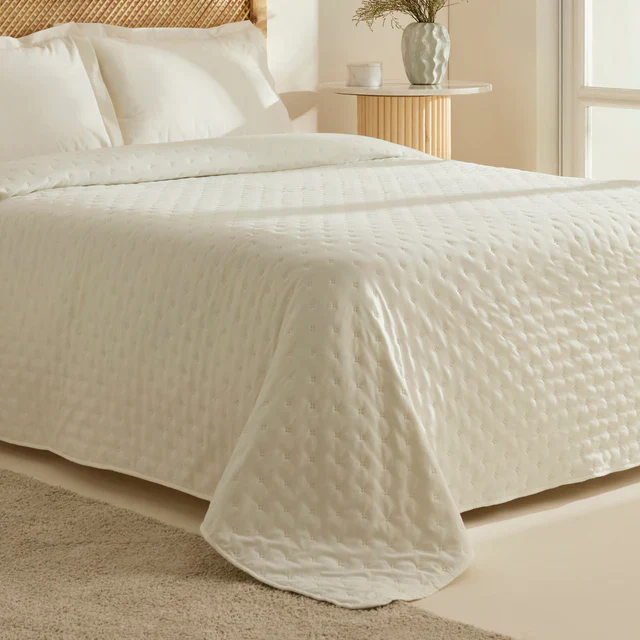 Breezy Beddensprei Ecru 230x240 cm