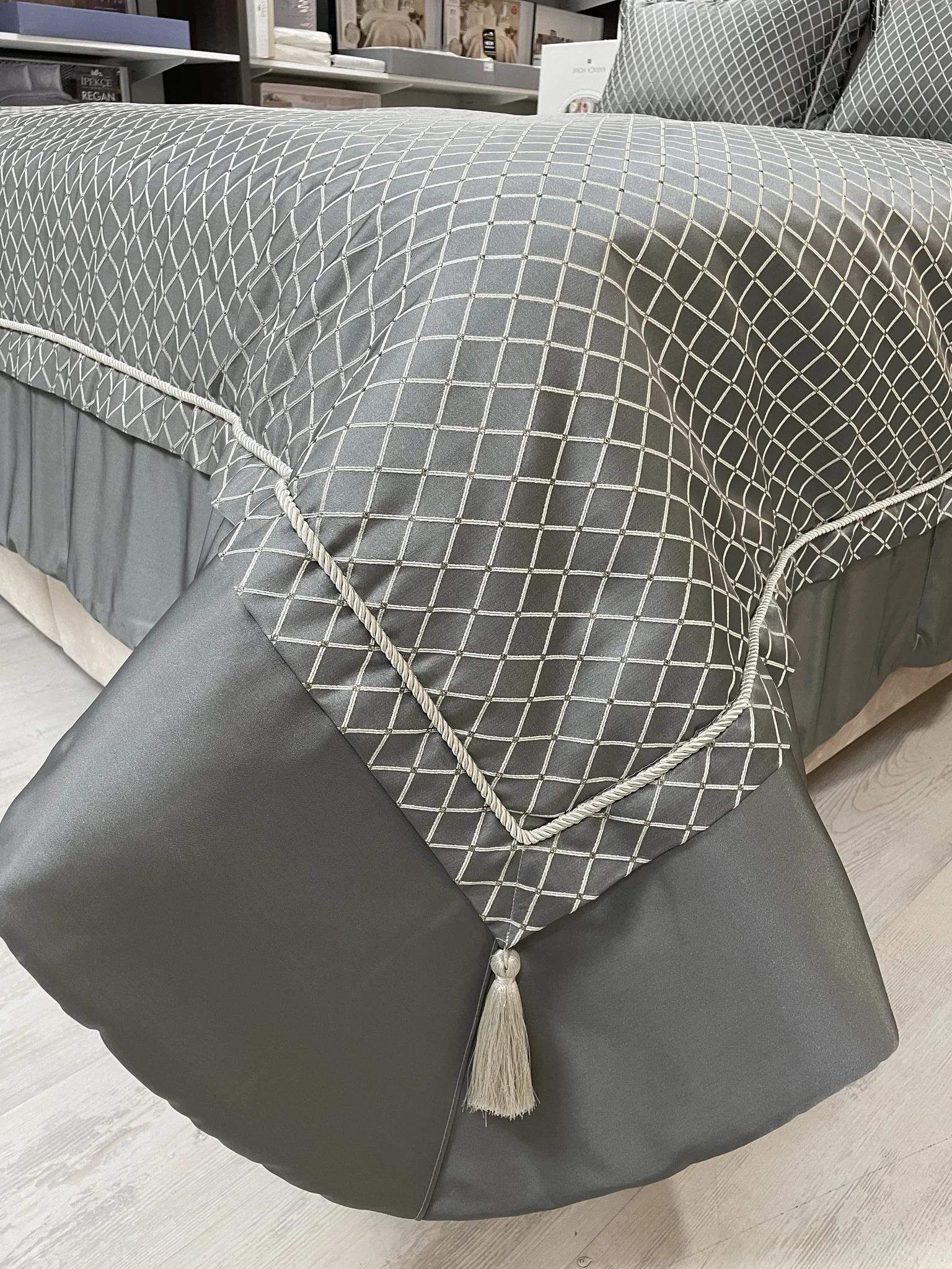 Ipekce Diva Bedspreiset 4 Delig Grijs - Image 2