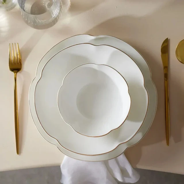 Karaca Flora 24-delig servies voor 6 personen, Gold - Image 3