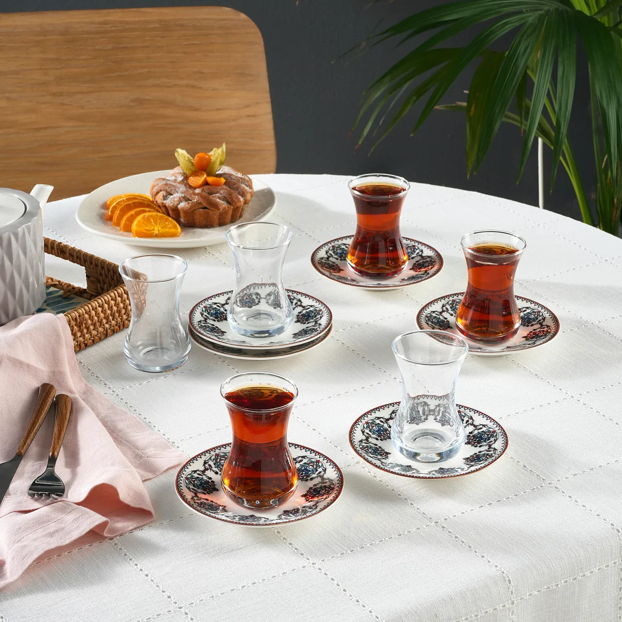 Karaca New Nakkas Theeset 12 delig | 6 persoons