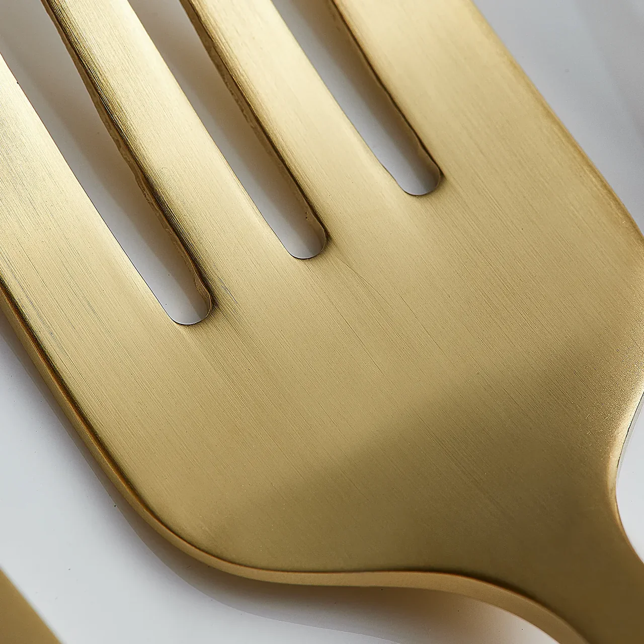 Karaca Orion Matt Gold Bestekset 30 Delig | 6 Persoons - Image 3