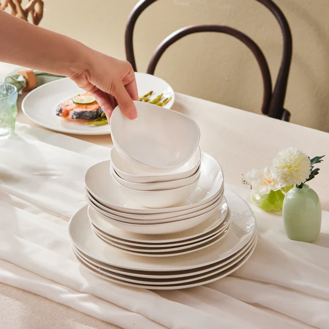 Karaca Streamline Rubicon 24-delig servies voor 6 personen, wit - Image 5