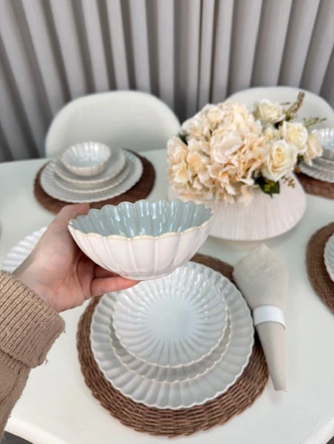 Nieuw Julia Serviesset 25 Delig | 6 Persoons Beige ( Paris ) ( Lotus ) - Image 3