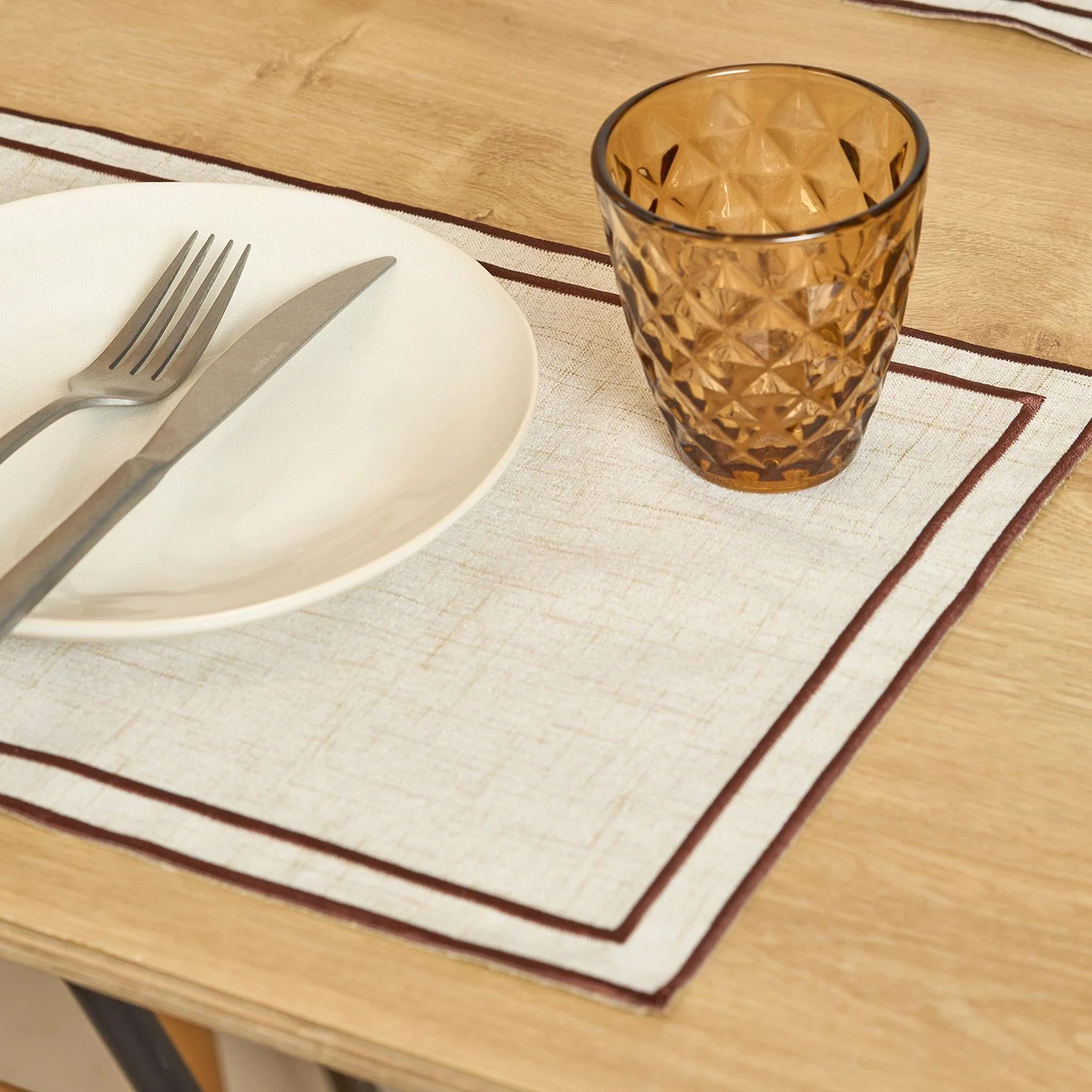 PLACEMAT 44X29CM BEIGE MET DONKERBRUIN STIKSEL TABLETOP - Image 3