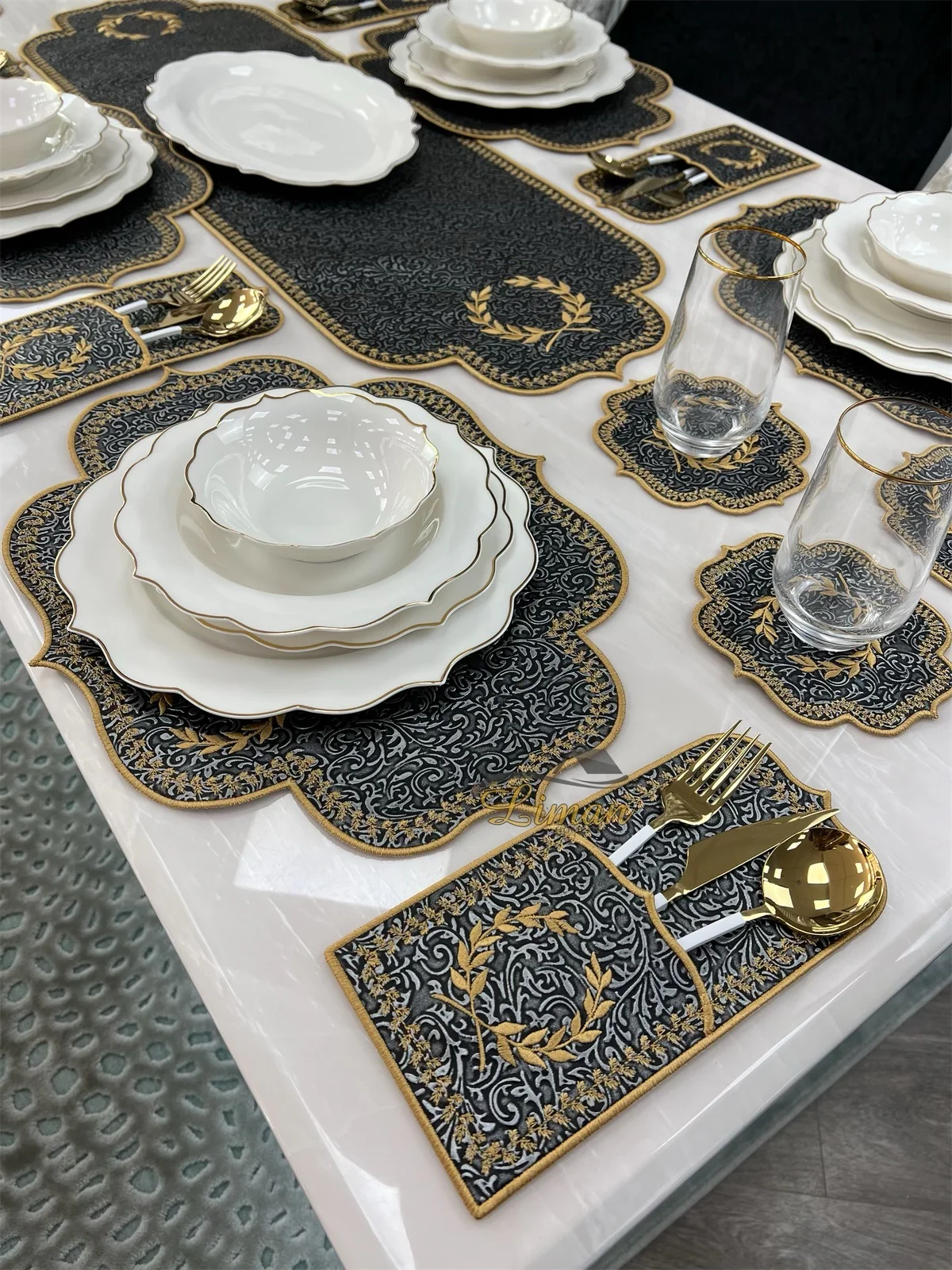 Placematset 19 Delig | 6 Persoons Damask - Image 3