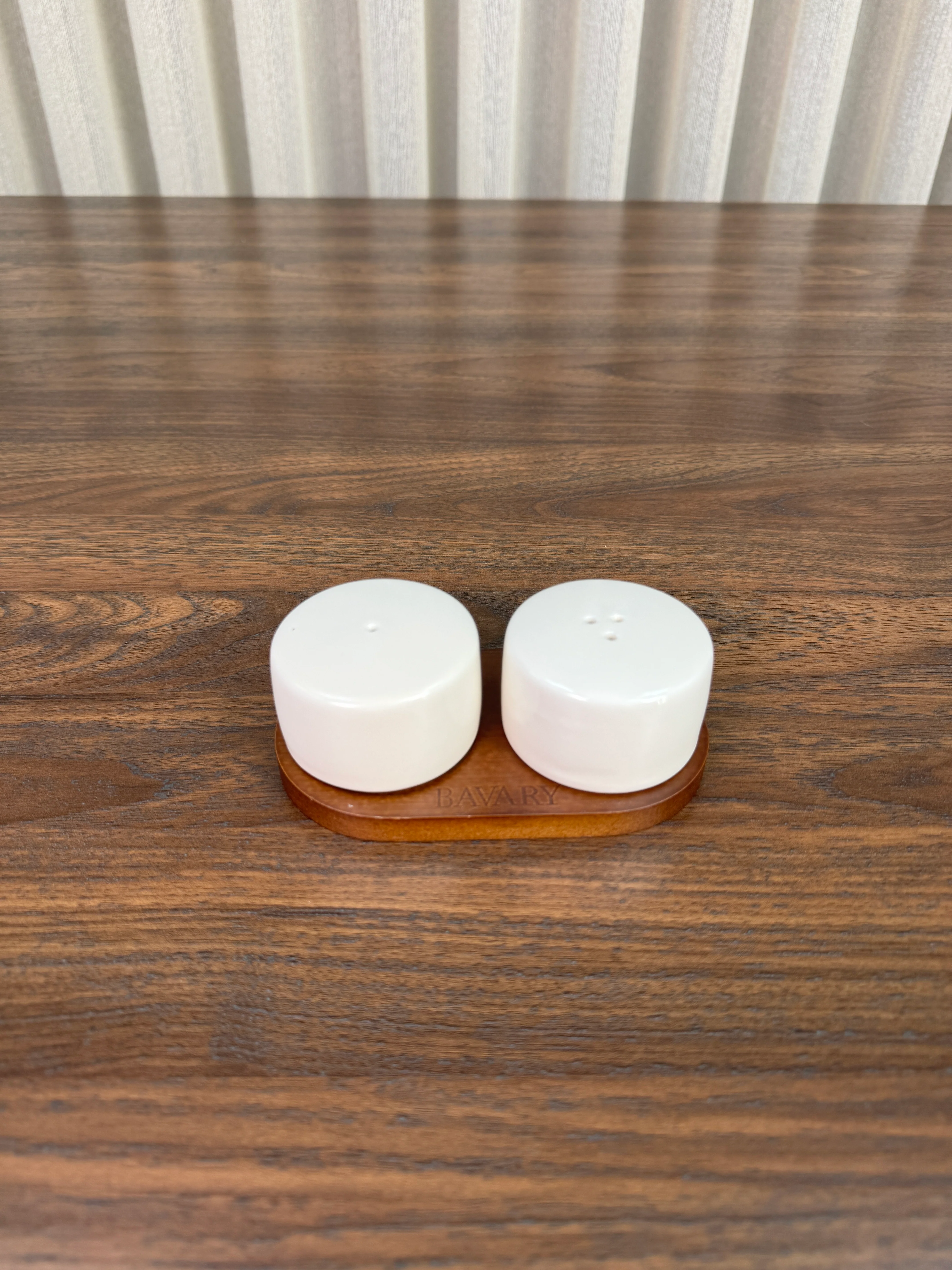 Sora Zout- / pepervaatje set met stand - Image 4